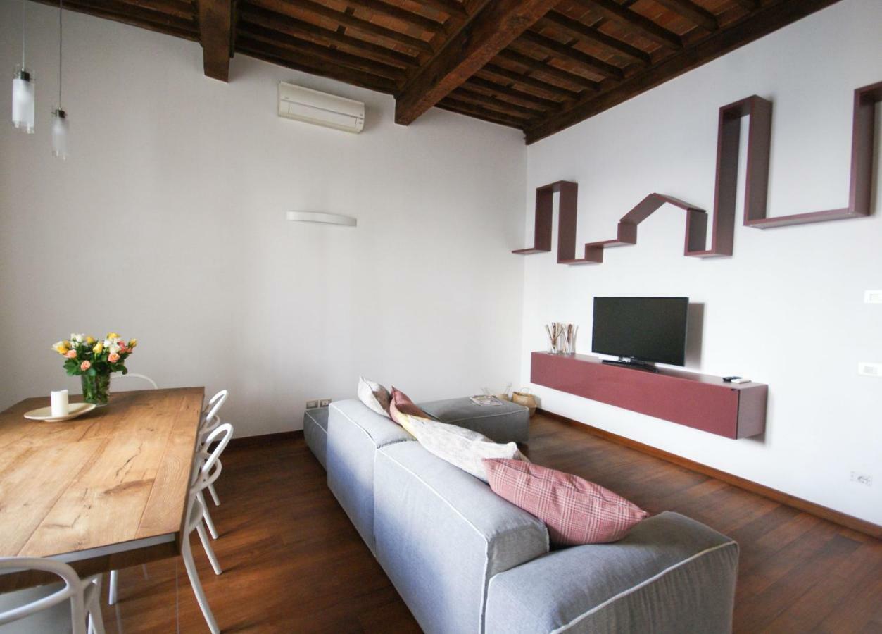 Tabacchi Luxury Apartment In Lucca Historical Center Near Toll Parking 외부 사진